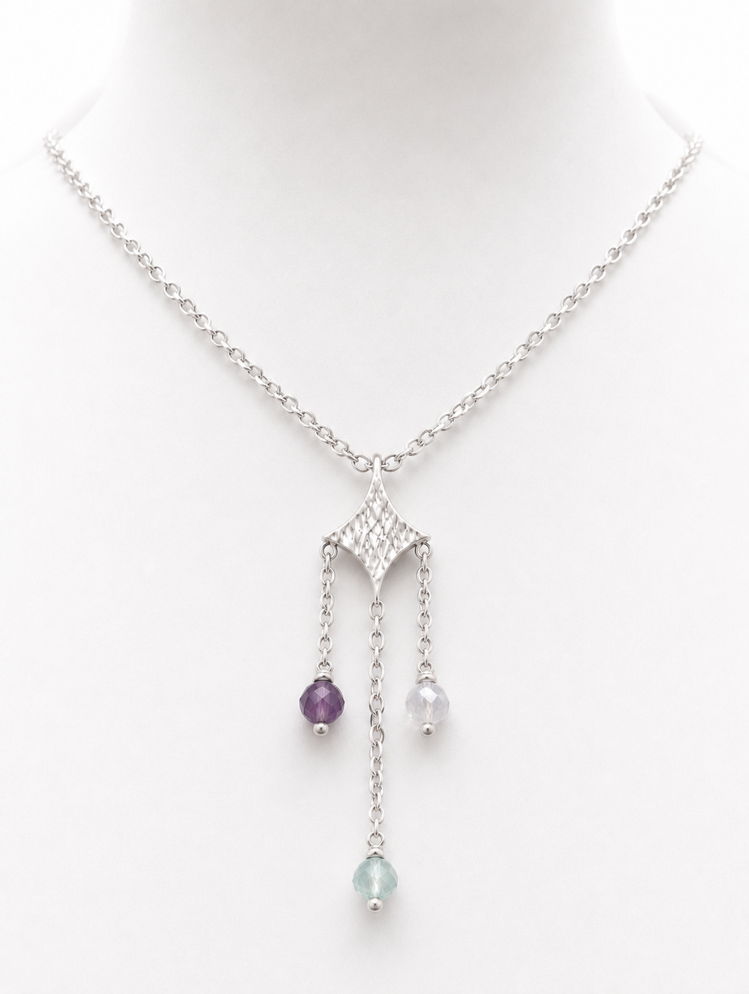 Collier Tria