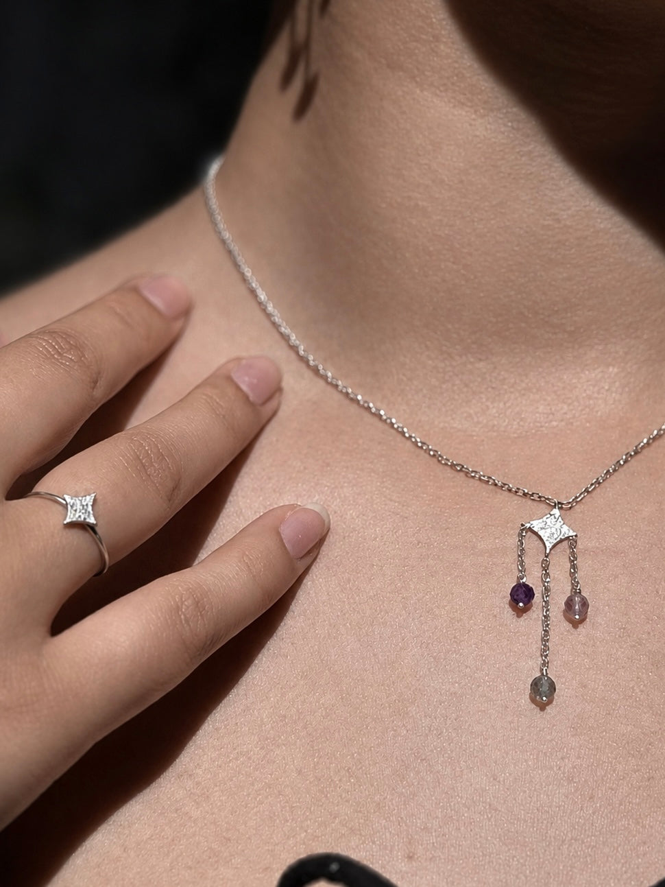 Collier Tria